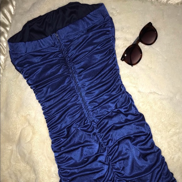 Blue shirred stretchy bodycon strapless dress SM - Picture 2 of 12